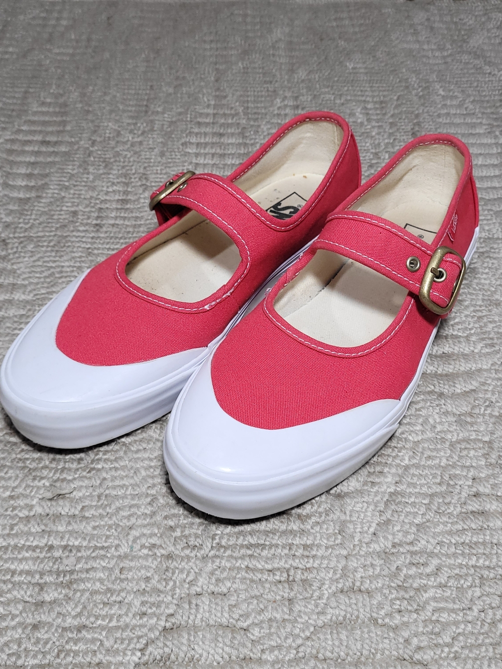 Vans Women's Mary Jane in the Canvas Tomato Retro Nostalgia, Size 7.5,